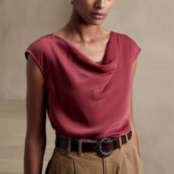 Banana Republic Tops - Banana Republic Top cowl neck in burgandy